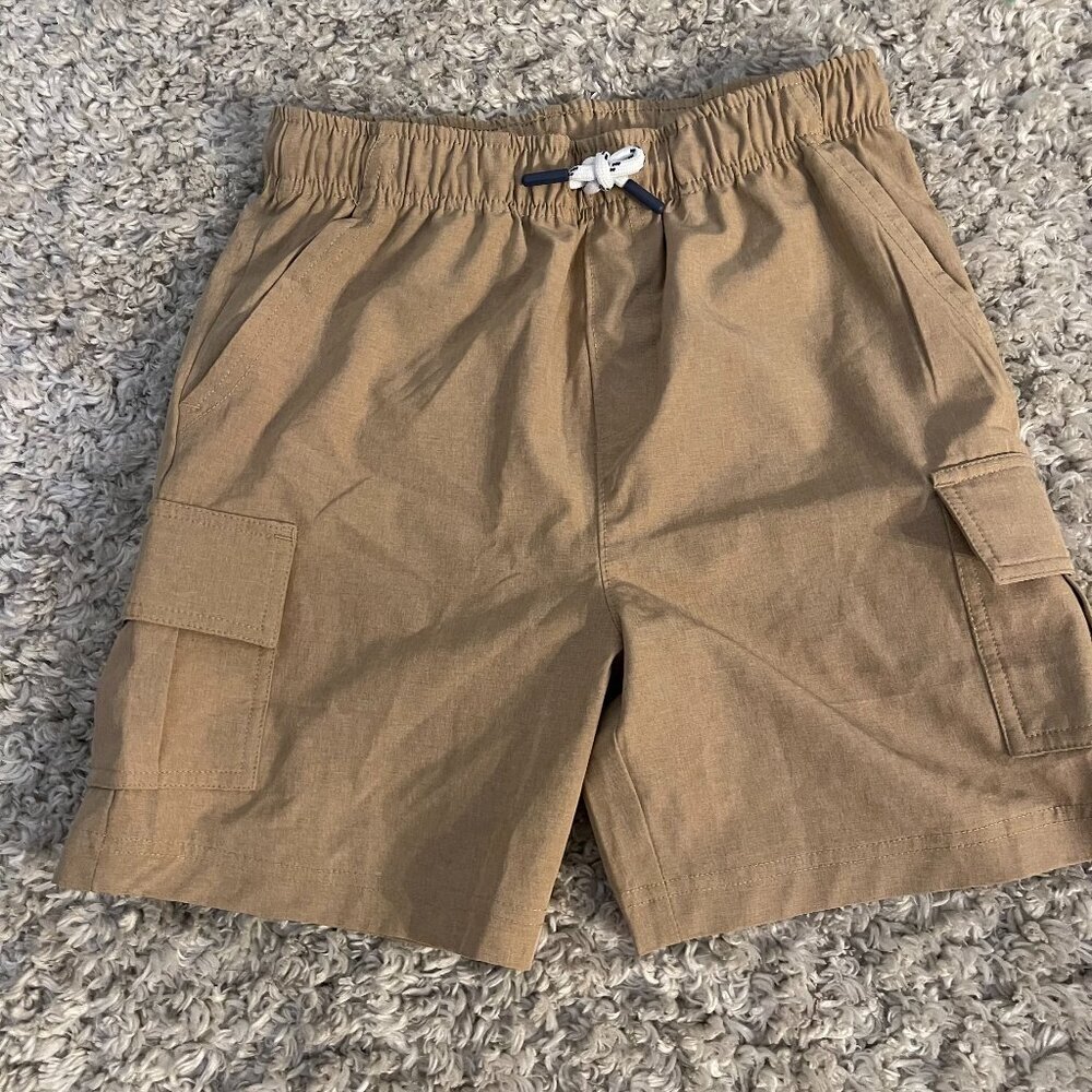 Tommy Bahama Boys Tan Hybrid Cargo Shorts NWOT Size M 7/8
